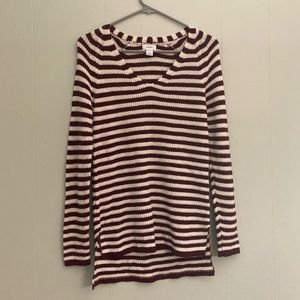 Old Navy Cranberry and White Striped Loose Knit V-Neck Sweater Size Small